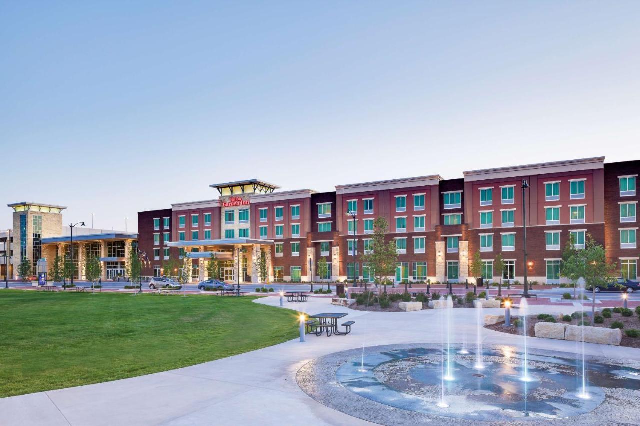 Hilton Garden Inn Manhattan Kansas Экстерьер фото