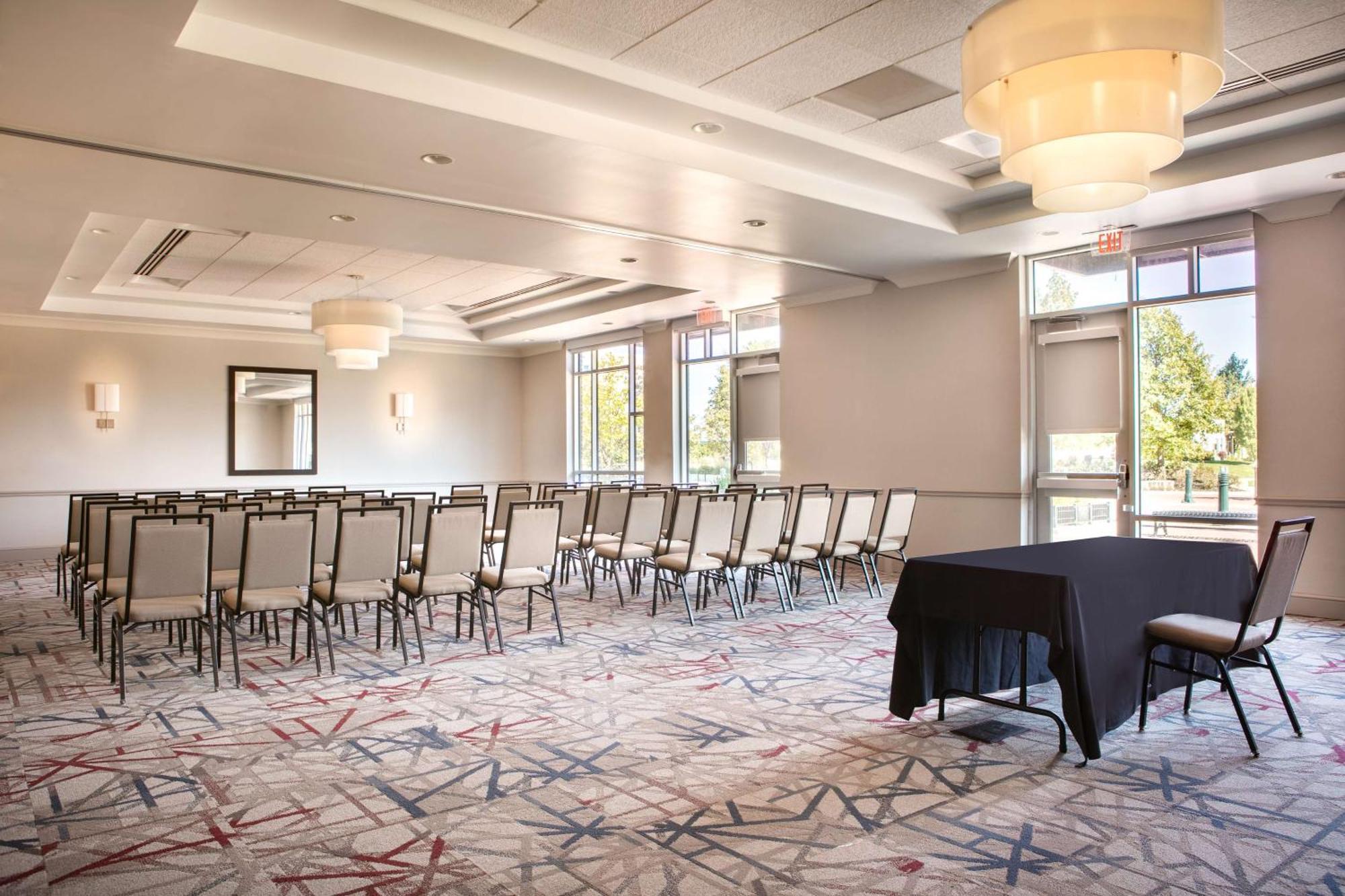 Hilton Garden Inn Manhattan Kansas Экстерьер фото