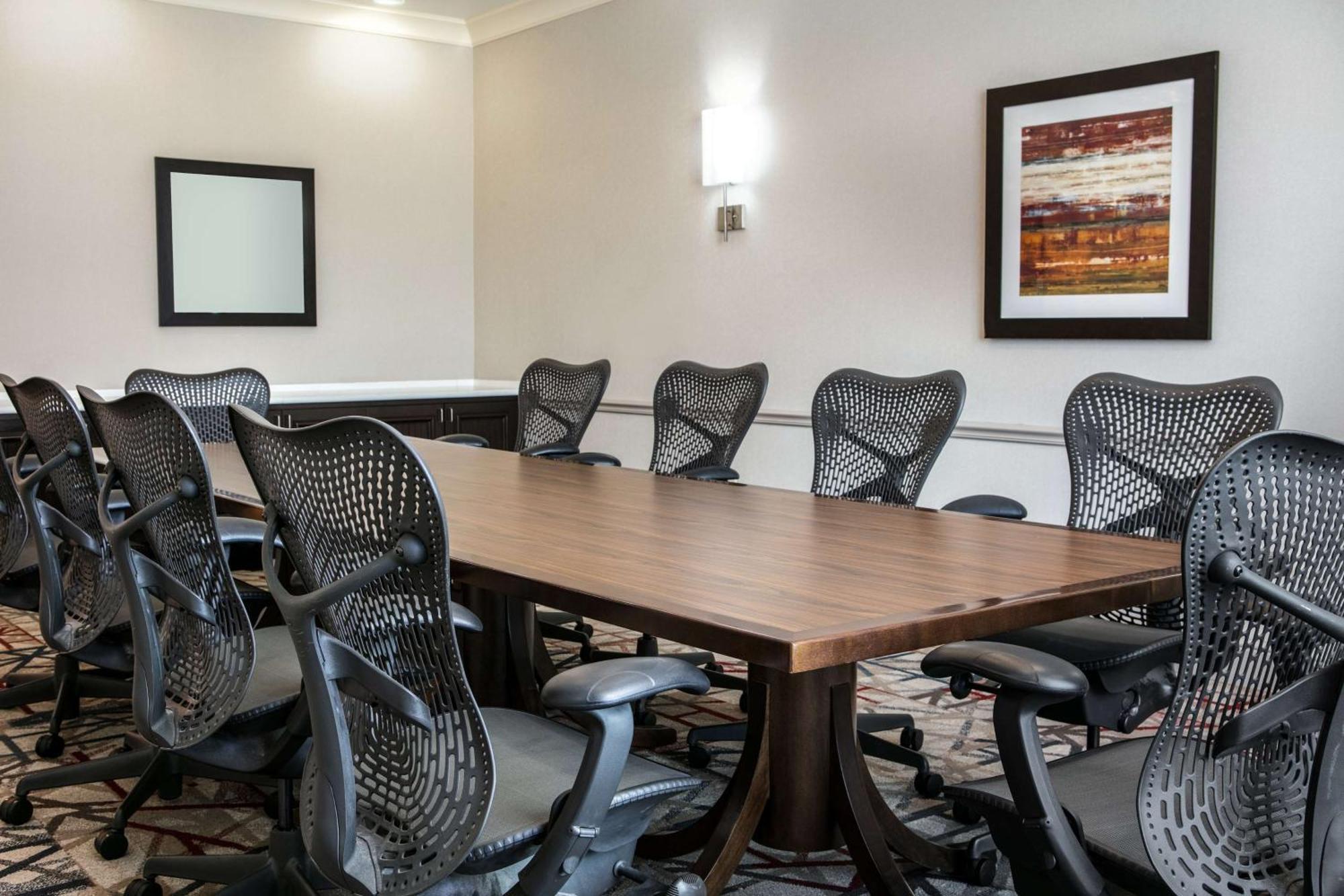 Hilton Garden Inn Manhattan Kansas Экстерьер фото