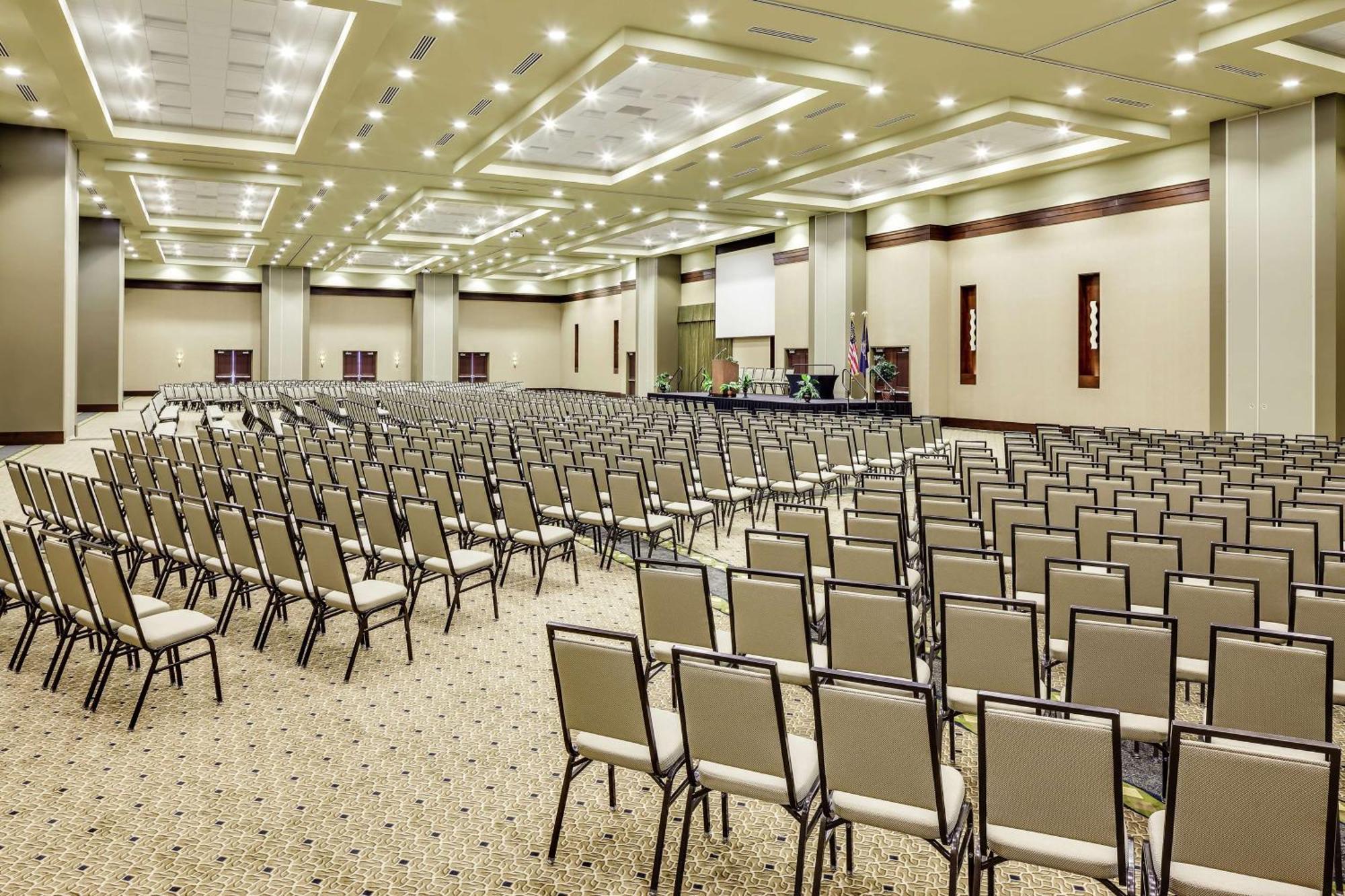 Hilton Garden Inn Manhattan Kansas Экстерьер фото